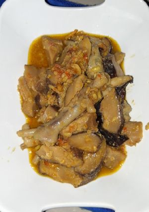 Foto resep 89.Jamur shitake dan ceker ayam tumis pedas
