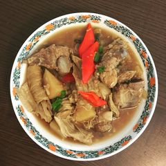 A picture of Stew pork pineapple with skin tofu.