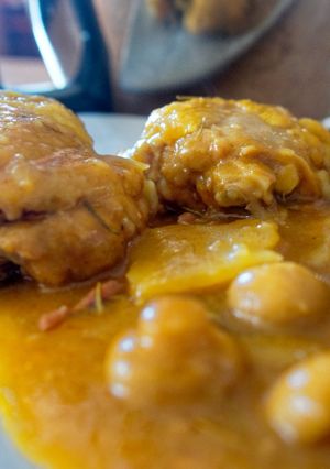 Une photo de Mijoté de poulet pommes de terre et champignons.