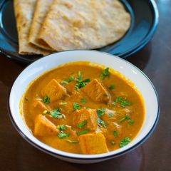 A picture of Tofu butter masala.