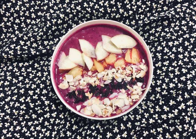 Resep Fruits Smoothie Bowl yang Bikin Ngiler
