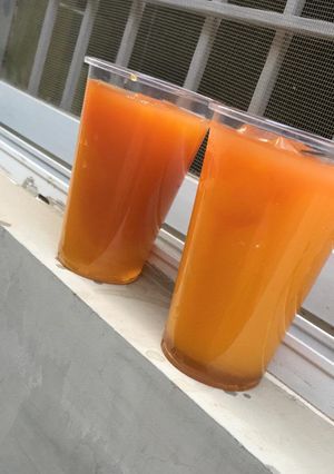 A picture of Mango and carrot juice.