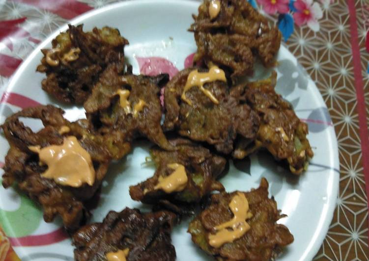 Onion Pakoda with the tangy taste of Soya sauce