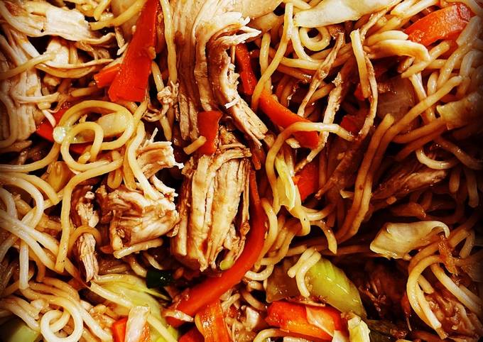 Easiest Way to Make Homemade Thin noodles Chicken Chowmein