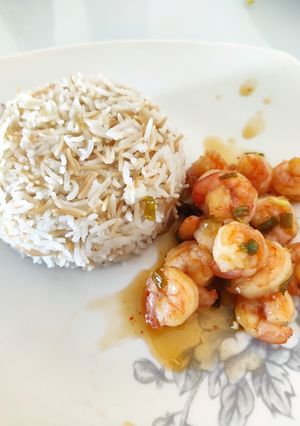 Una foto de Camarones a la miel y limón