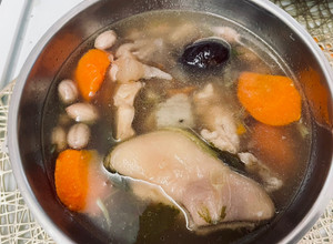 花生豬腳山藥湯 的食譜成品照片