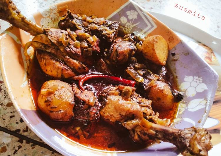 Recipe of Award-winning Tamarind chicken curry with potatoes