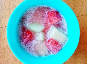 Foto resep Snack: Jus Semangka Melon dengan Potongan Buah Segar (18 month+)