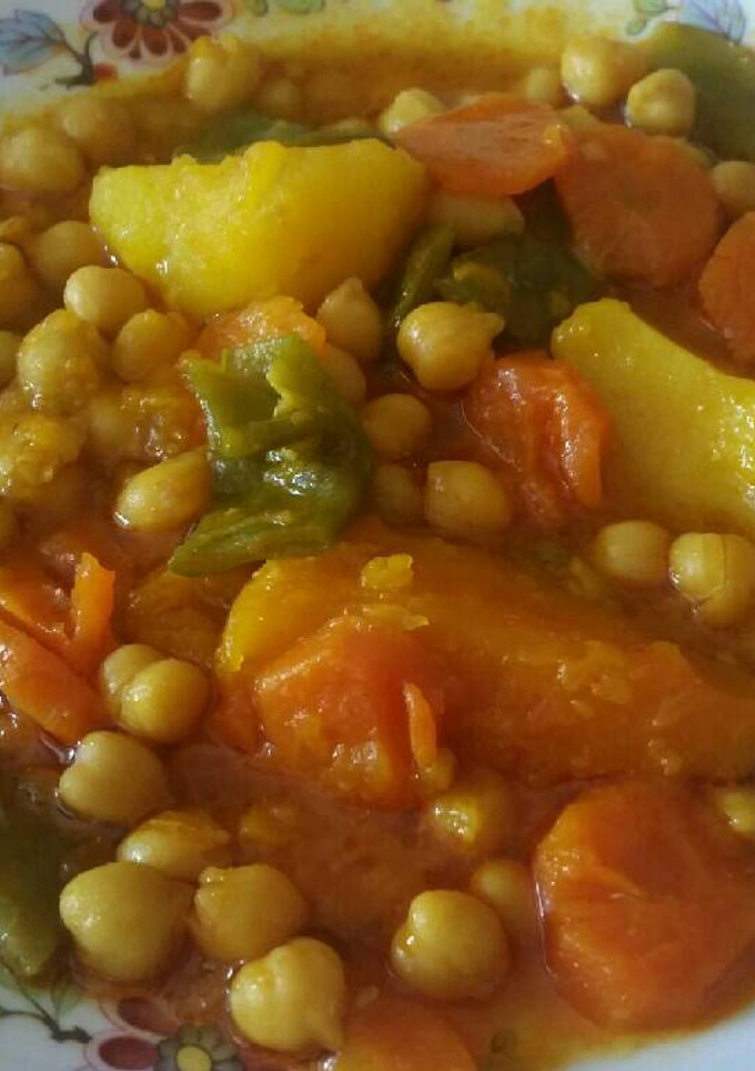 Una foto de Potaje de garbanzos con calabaza