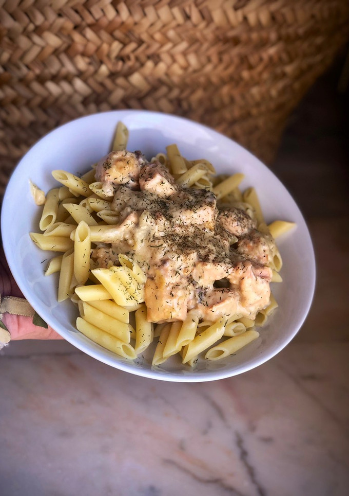 Una foto de Salsa de salmón con eneldo para pasta