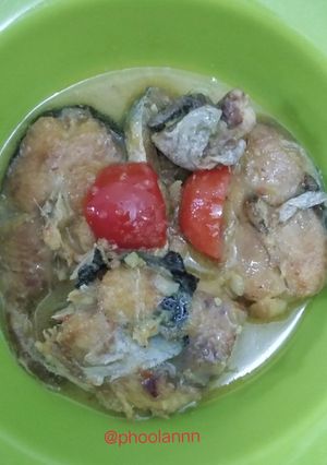 Foto resep Ikan patin goreng kuah santan pedas