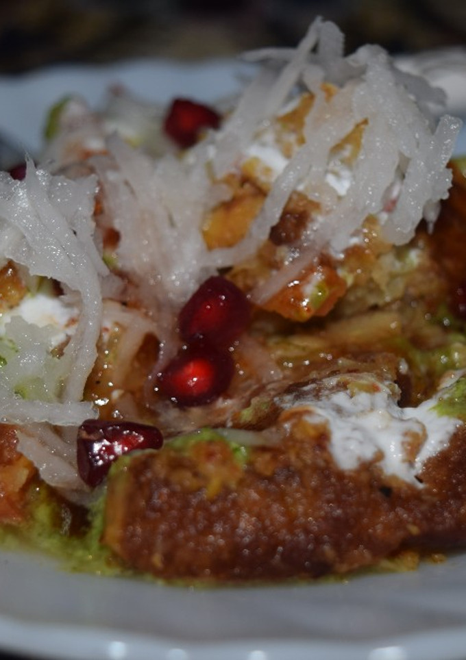 A picture of Chole Tikki Chat.