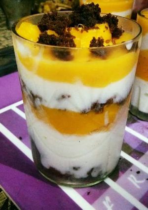 A picture of Phirni Mango trifle.