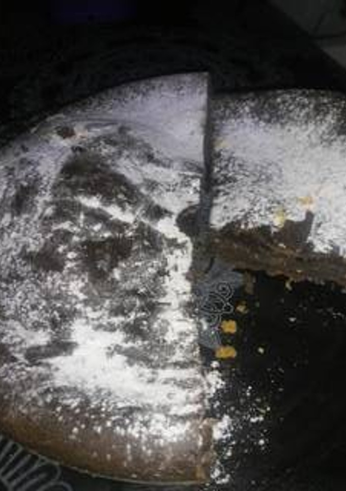 Una foto de Torta de avena con algarroba