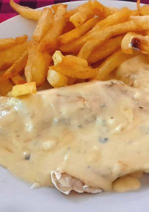 Una foto de Filet de merluza a la crema