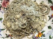 Una foto di pasta al tartufo