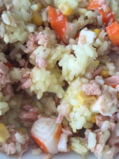 Una foto de Ensalada de arroz de sobras