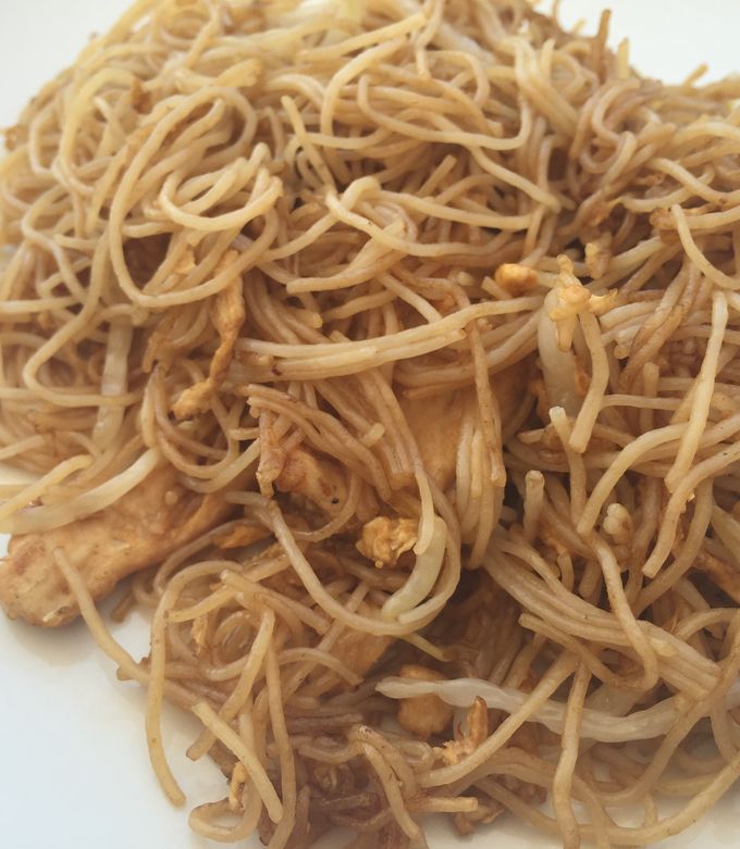 Foto principal de Fideos de arroz con pollo y soja