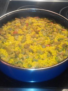 Una foto de Arroz con cordero al curry