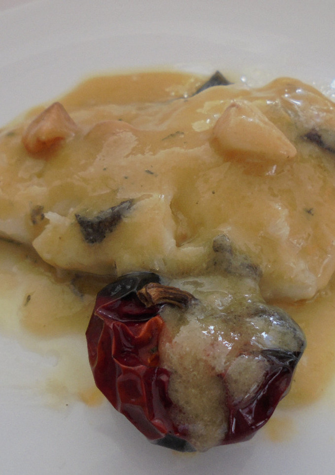 Una foto de Bacalao al pil pil y ñoras