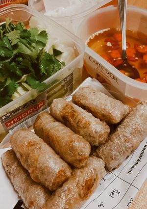 Hình của món Bún nem.