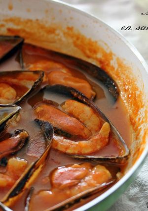 Una foto de Mejillones en salsa de tomate