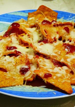 Una foto de Nachos con queso (microondas) 