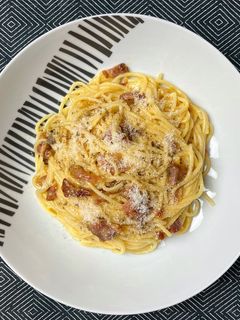 Spagetti a la carbonara recept fotója