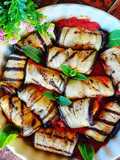 Rotolini di melanzane con ripieno mediterraneo