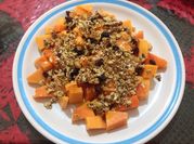 Una foto de desayuno con granola