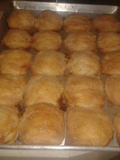 Una foto de Pastelitos hojaldreados de carne