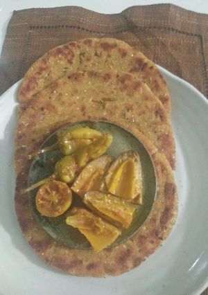 A picture of Makia ki roti.