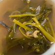 Canh rau muống me