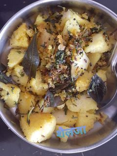 हल्का - फुल्का नाश्ता फ्राईड इडली रेसिपी मुख्य फोटो