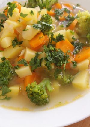 صورة لوصفة طريقة عمل شوربة الخضار بالبروكلي