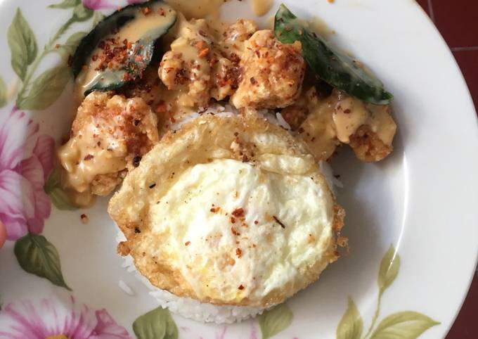 Resep: Ayam Goreng Saus Telur Asin - Chicken Salted Egg Menu Enak Dan Mudah Dibuat
