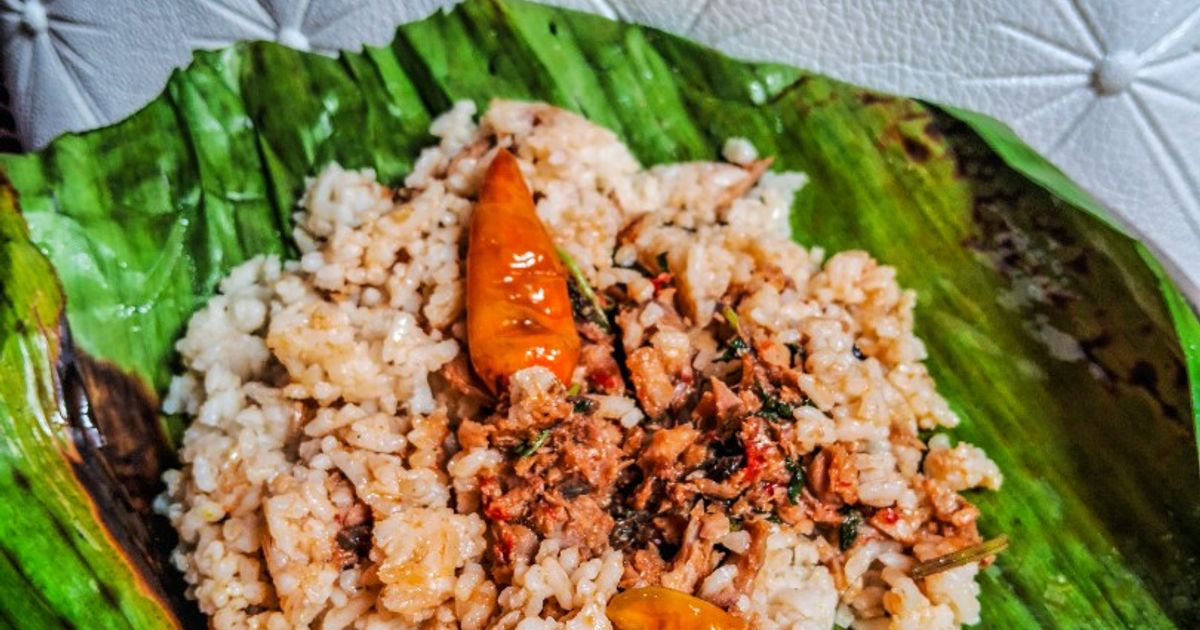 Nasi Bakar Ikan Suwir Kemangi