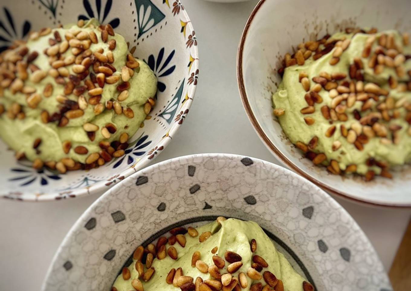 Crema de aguacate y manzana a la menta (en Thermomix)