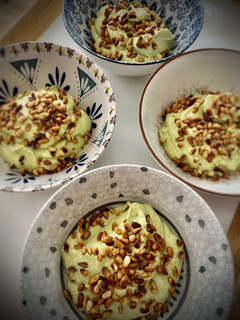 Una foto de Crema de aguacate y manzana a la menta (en Thermomix)