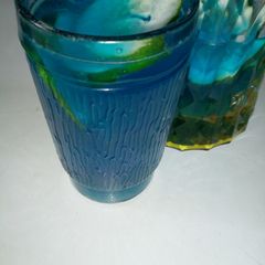 A picture of Blue Hawaii.