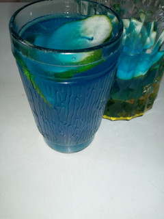 A picture of Blue Hawaii.