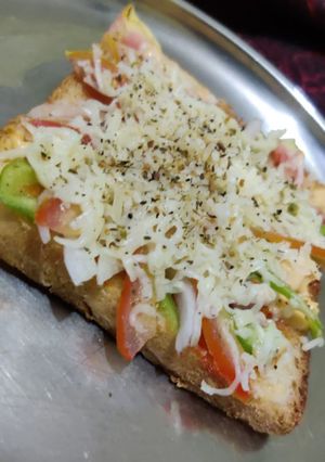 A picture of Bread pizza.