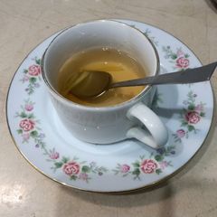 A picture of Ginger Qahwa with honey flavour 🍯.