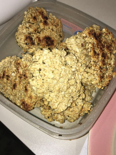 Una foto de GALLETAS DE AVENA SALADAS VEGANAS❤️