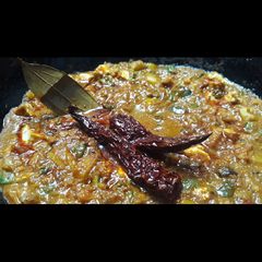 A picture of Veg kolhapuri.