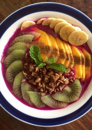 Foto resep Dragon Fruit Smoothie Bowl