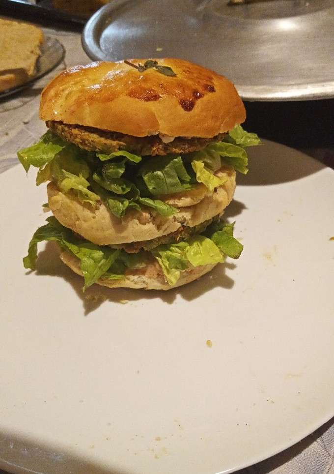 Una foto de Hamburguesas de arveja tipo Big Mac