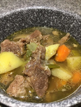 Cara Gampang Menyiapkan Resep Sop Iga Sapi Empuk Maknyus 🥩 Anti Ribet, Lezat