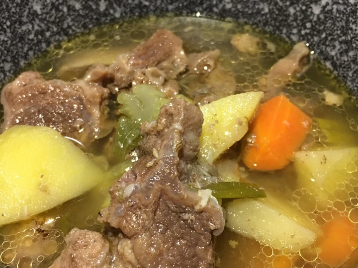 Cara Gampang Menyiapkan Resep Sop Iga Sapi Empuk Maknyus 🥩 Anti Ribet, Lezat