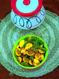 करौंदे और हरी मिर्च का अचार रेसिपी मुख्य फोटो